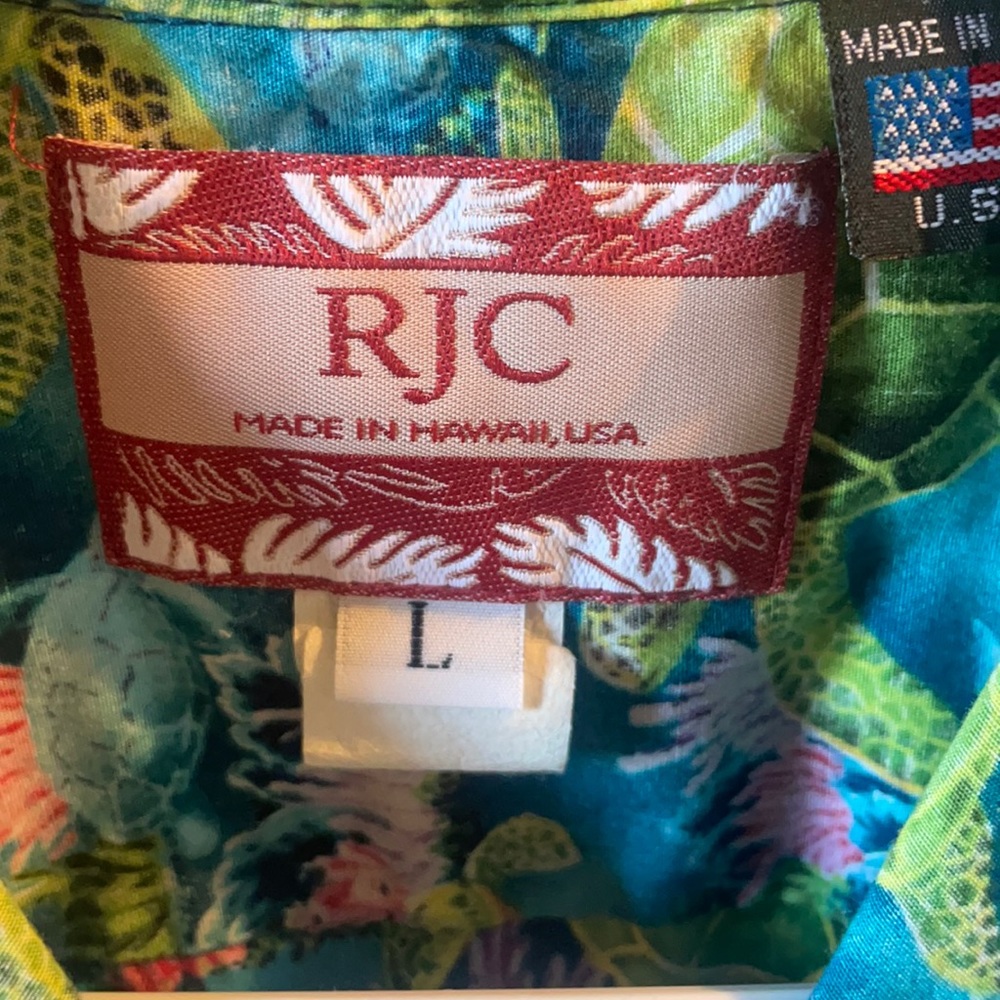 Men’s RJC button shirt large
